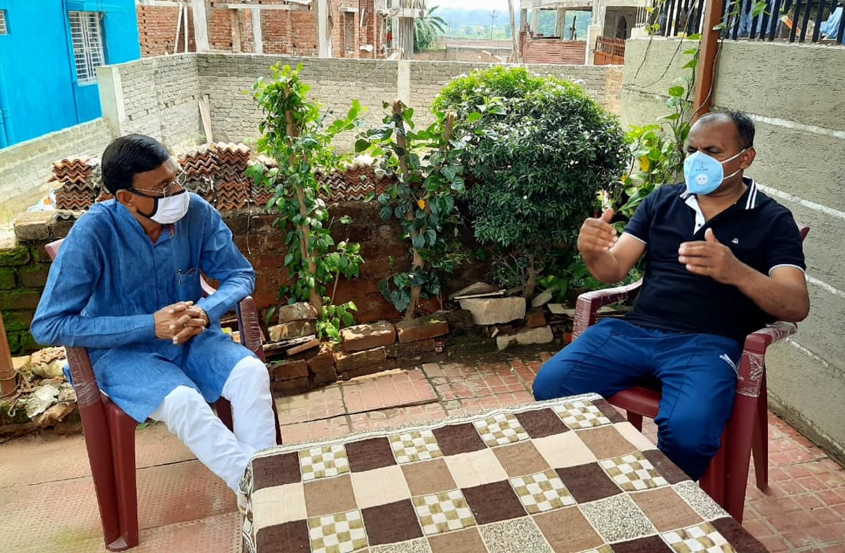 झारखंड के सूबेदार ने गलवान घाटी में चीनी सैनिकों को सिखाया था सबक, सांसद संजय सेठ ने कारगिल विजय दिवस पर किया सम्मानित