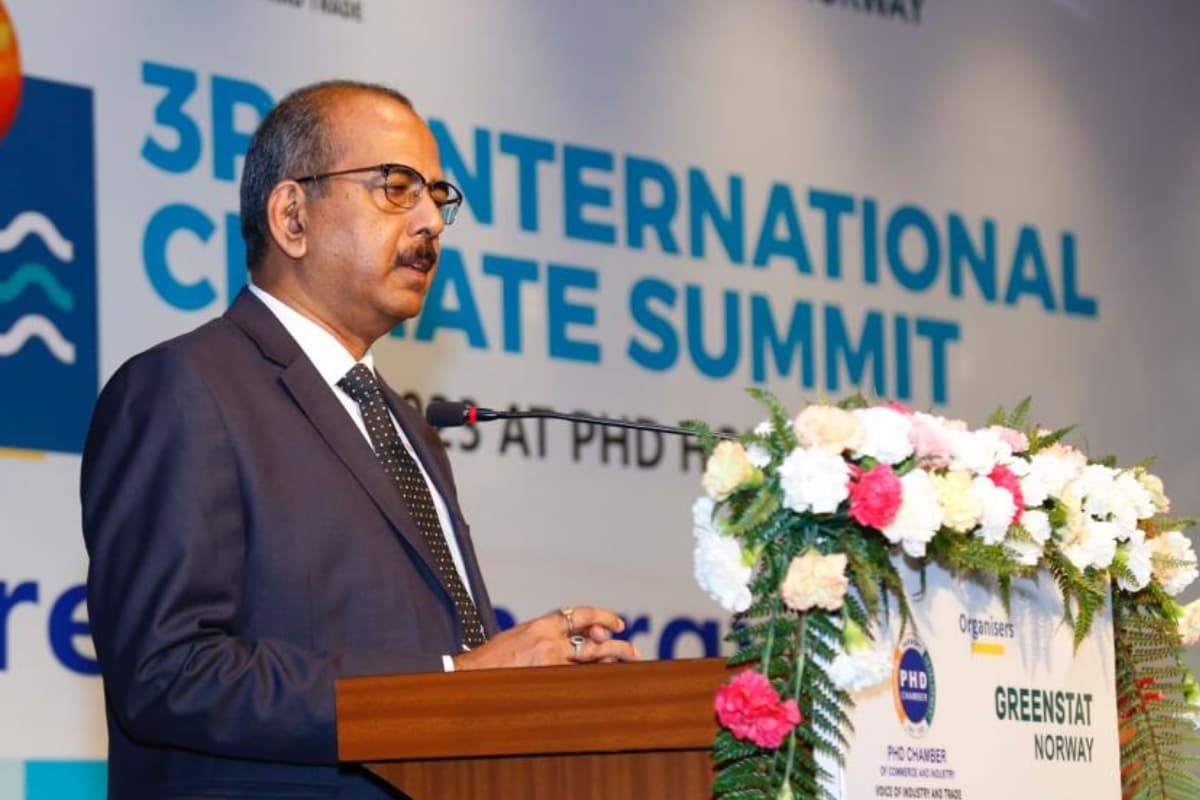 झारखंड में 33% से अधिक हरियाली के बाद भी दिखने लगा जलवायु परिवर्तन का असर,दिल्ली में बोले PCCF संजय श्रीवास्तव