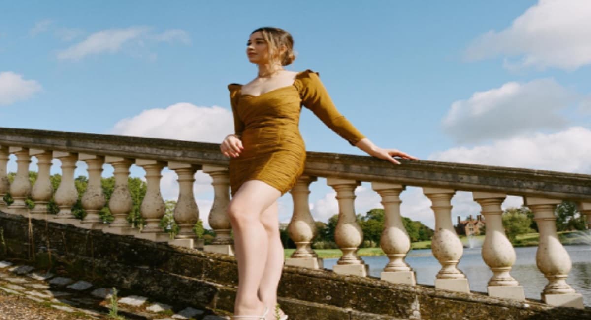 सारा तेंदुलकर से लेकर दीपिका पादुकोण तक, स्पोर्ट्स स्टार्स के बच्चे जो आज फेमस मॉडल या अभिनेता हैं