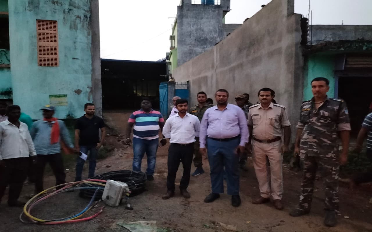 सारठ के दो फर्म में बिजली चोरी के आरोप में विभाग की छापेमारी, 60 लाख रुपये का लगाया जुर्माना