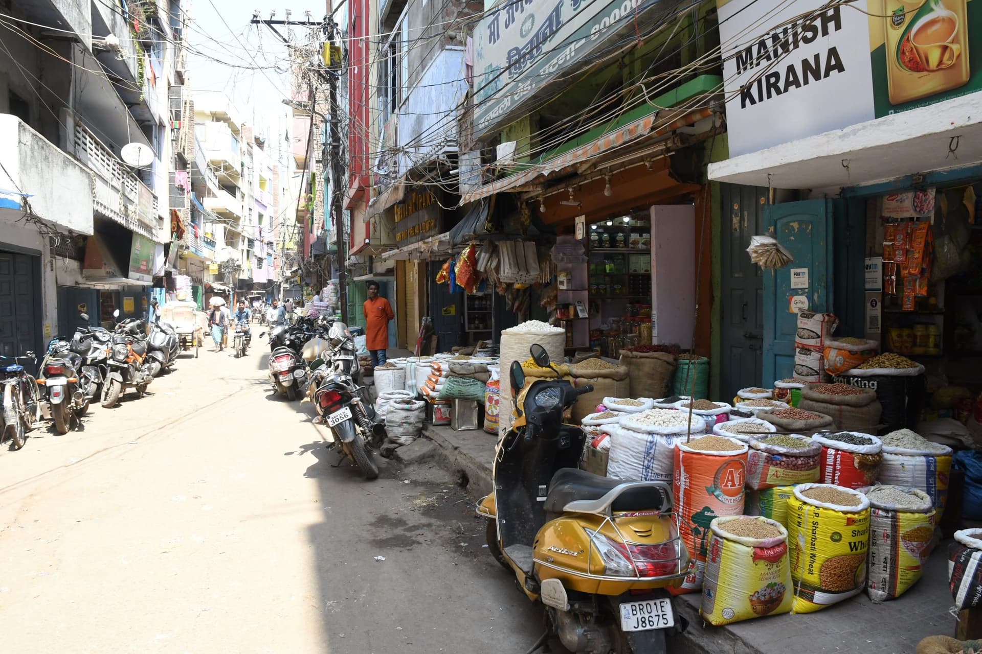 झारखंड में एक दिन बीच कर बाजार खोलने पर हो रहा विचार