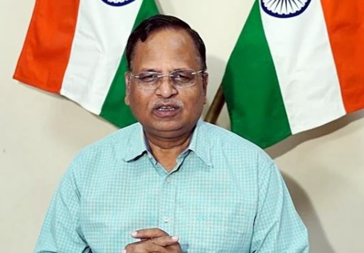ED Raid on Satyendar Jain: मनी लॉन्ड्रिंग मामले में ED का एक्शन, सत्येंद्र जैन के 10 ठिकानों पर छापेमारी