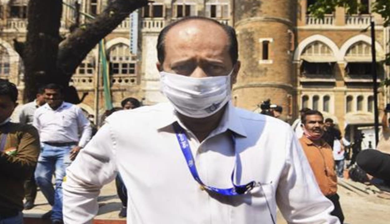 एंटीलिया विस्फोटक मामले में सचिन वाजे के करीबी रियाज काजी को सेवा से किया गया बर्खास्त, मुंबई पुलिस आयुक्त ने जारी किया आदेश