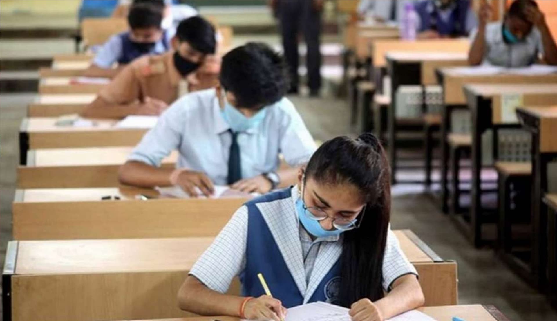 Manipur Schools Reopen Today: दो महीने तक स्कूल बंद रहने के बाद आज से कक्षा 9वीं से 12वीं की पढ़ाई शुरू