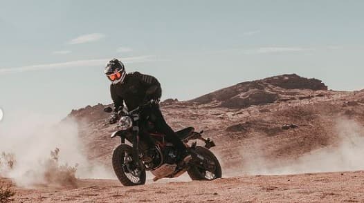 बिहार में शराब तस्करी पर रोक लगाने का नया प्रयास, धंधेबाजों को अब डर्ट बाइक्स से खदेड़ेगी उत्पाद पुलिस