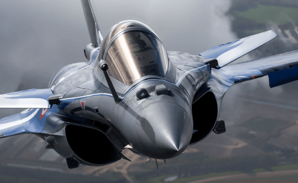 युद्ध के लिए तैयार हो रहा राफेल, रात के समय प्रैक्टिस