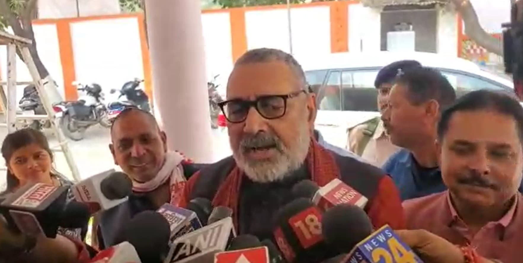 श्रद्धा मर्डर केस: टुकड़े- टुकड़े गैंग पर भड़के गिरिराज, कहा- अब ये कुछ नहीं बोलेंगे, चल रहा है षड्यंत्र