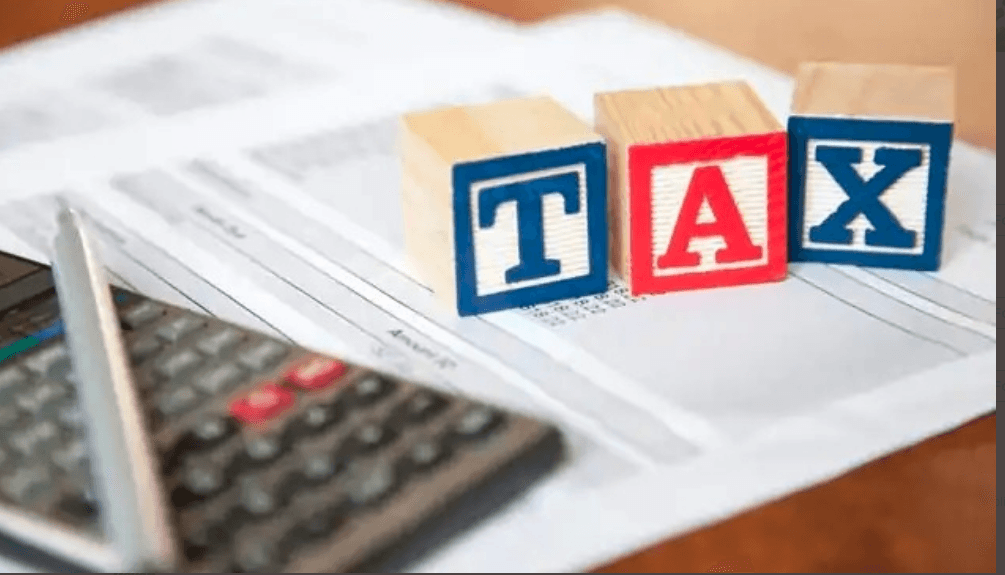 1 अप्रैल से होने जा रहे है Tax और PF में बड़े बदलाव, आज ही जान लीजिए इससे जुड़े नियम