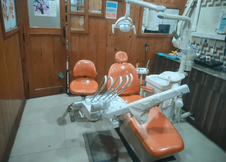 दांत उखाड़ने के बहाने डॉक्टर ने पहले लगाया नशीला इंजेक्शन, फिर OPD में मरीज के साथ किया दुष्कर्म, FIR दर्ज