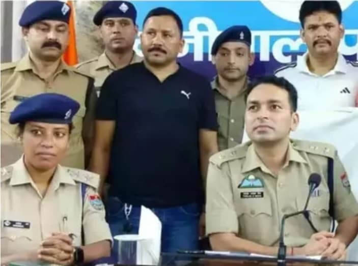 UP News : बरेली में तैनात सिपाही उत्तराखंड में कर रहा था स्मैक की तस्करी, नैनीताल पुलिस ने दबोचा, सस्पेंड