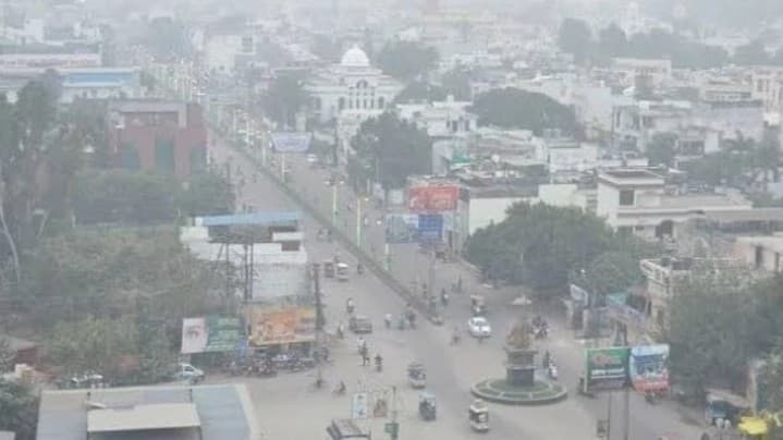 UP Weather AQI: मेरठ प्रदूषण में अव्वल, दुनिया के 100 प्रदूषित शहरों में यूपी के 6 जिले, जानें मौसम का हाल