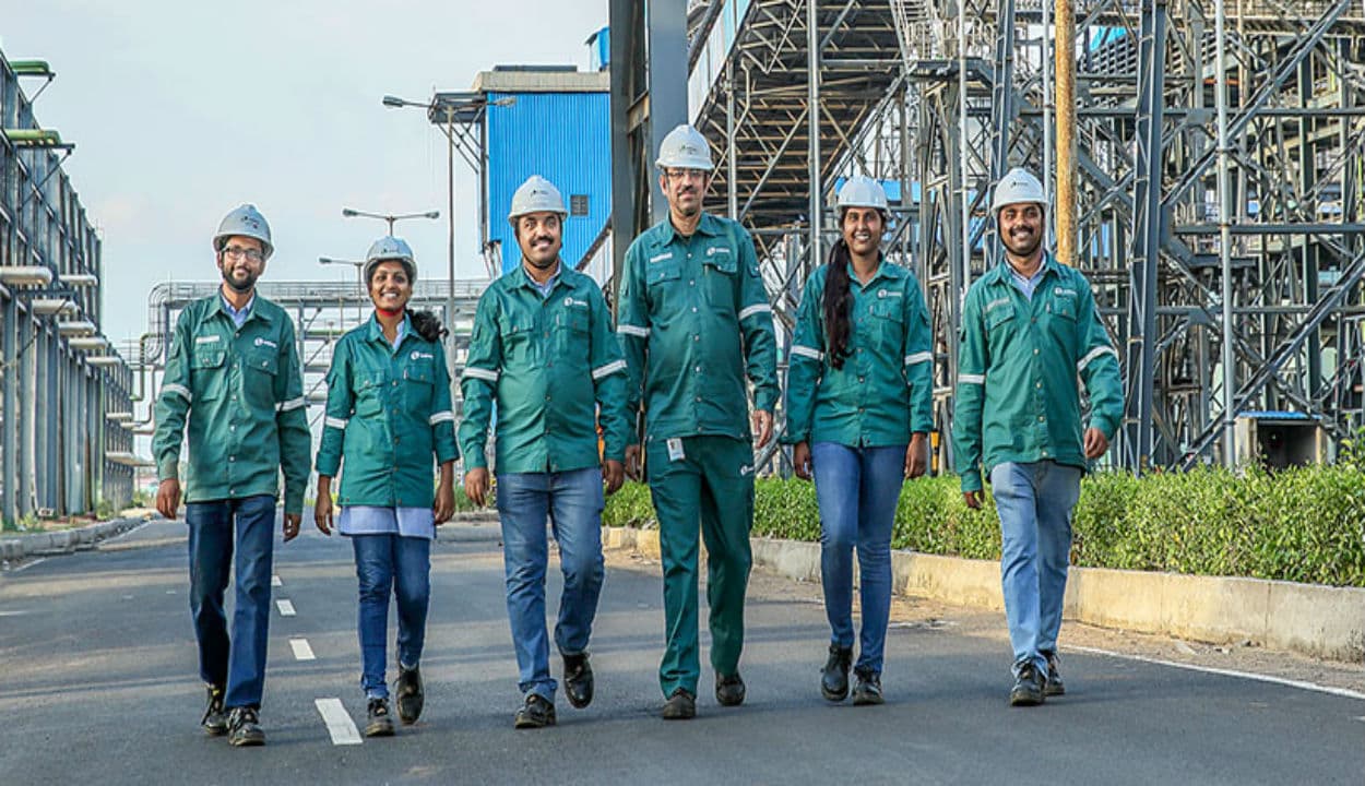 'देश में पहली बार सिंगापुर की इस कंपनी ने समय पर पूरा किया सरकारी परियोजनाओं का काम'