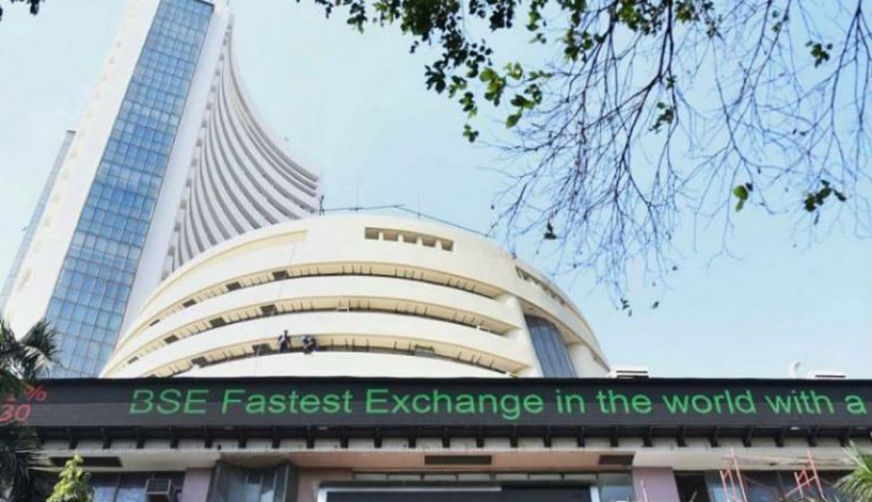 घरेलू शेयर बाजारों में लगातार 10वें दिन जारी रही तेजी, नए रिकॉर्ड स्तर पर पहुंचा सेंसेक्स-निफ्टी