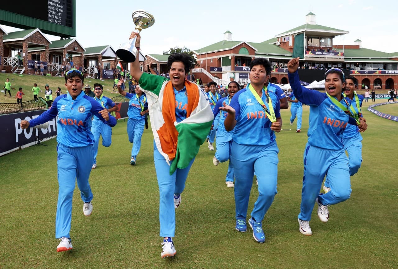 Women's U19 T20 World Cup में ऐतिहासिक जीत के बाद कप्तान शेफाली वर्मा की आंखों में खुशी के आंसू, देखें VIDEO