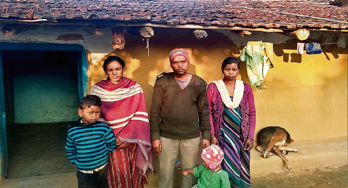 1971 के भारत-पाक युद्ध में फूलचंद मिंज ने गंवाये थे पैर, घोर आर्थिक तंगहाल में परिवार, कोई नहीं ले रहा सुध