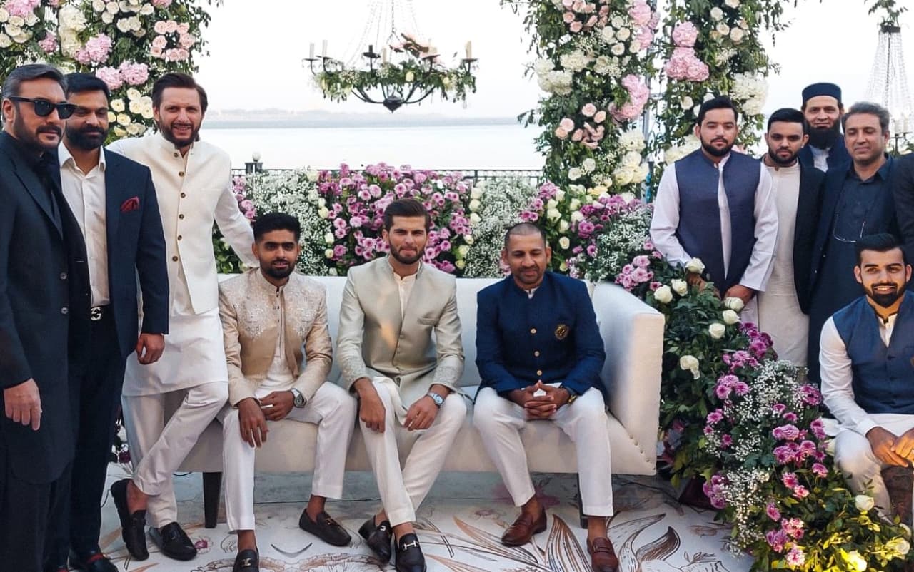 Shaheen Shah Afridi ने पाकिस्तान के दिग्गज क्रिकेटर शाहिद अफरीदी की बेटी से की शादी, देखें Photos