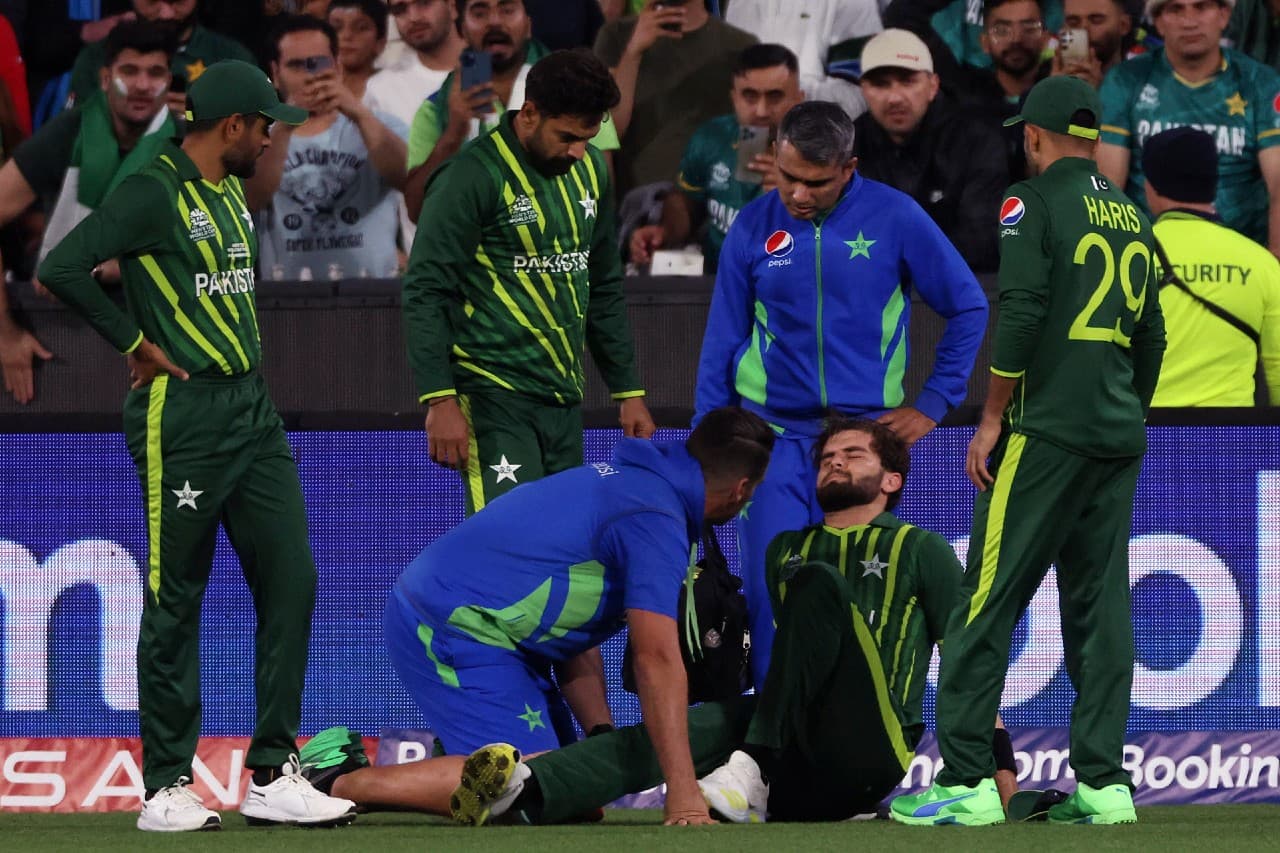 इंग्लैंड, न्यूजीलैंड के खिलाफ घरेलू टेस्ट से पहले पाकिस्तान को बड़ा झटका, शाहीन अफरीदी हो सकते हैं बाहर