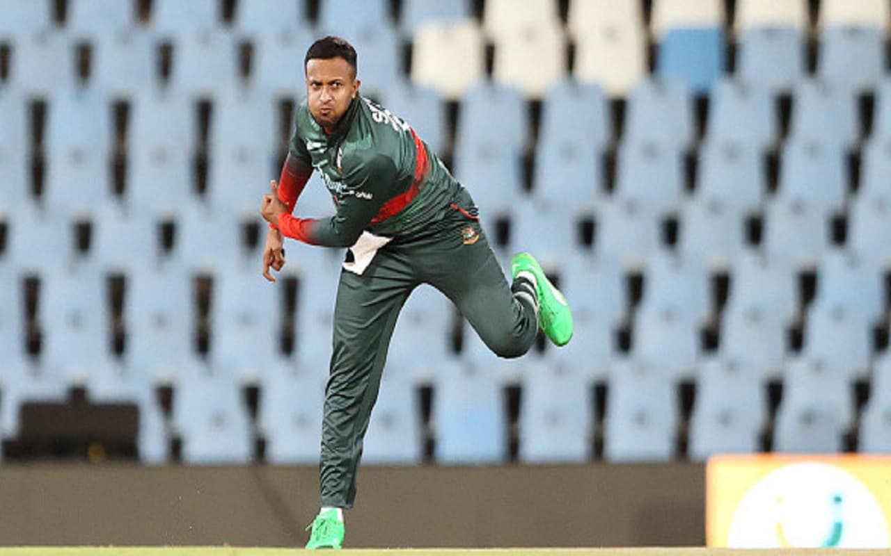 Shakib Al Hasan को सट्टेबाजी कंपनी का समर्थन करना पड़ा महंगा, नोटिस भेजेगा बीसीबी