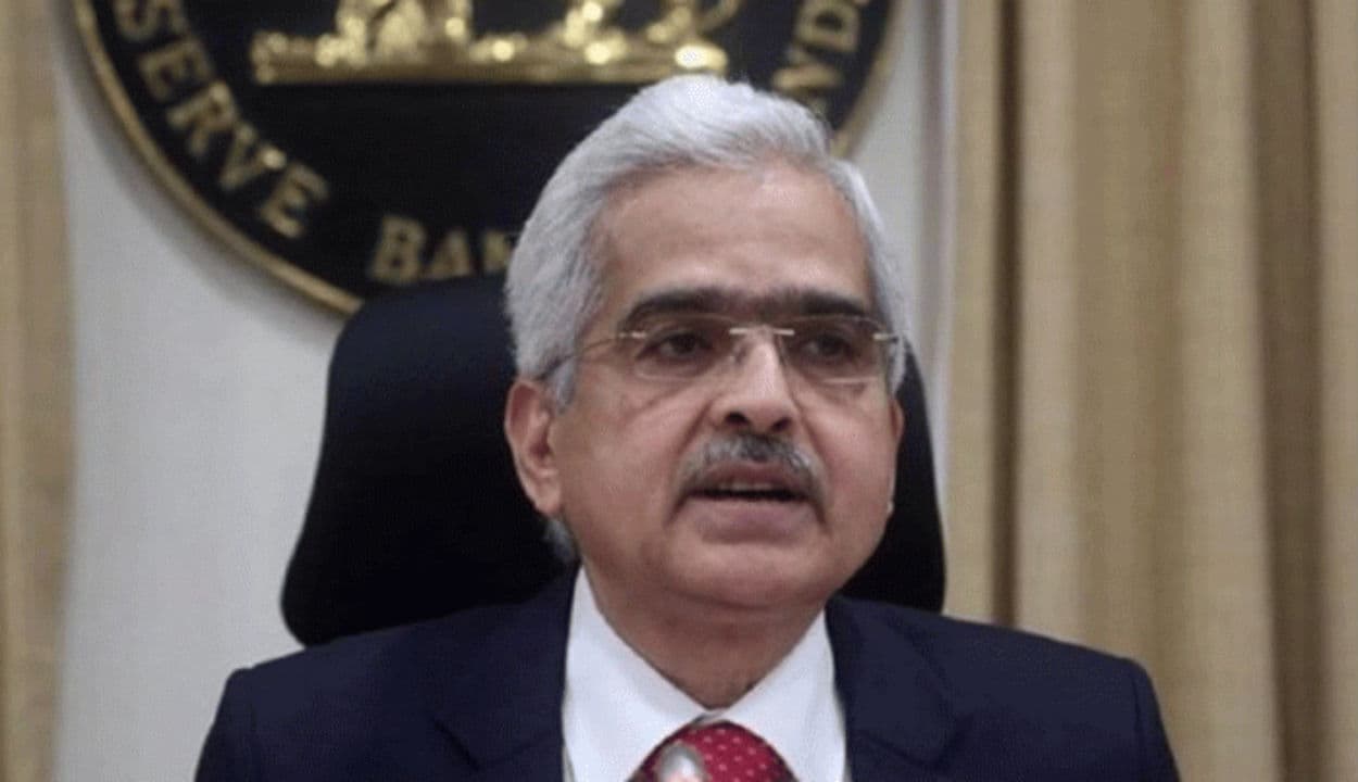 मौद्रिक नीति की घोषणा करते हुए आरबीआई गवर्नर शक्तिकांत दास ने कहा- ‘स्लॉग ओवर' में बेहतर प्रदर्शन जरूरी