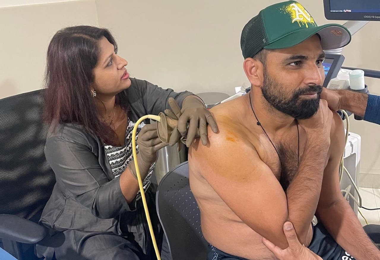 IND vs BAN: बांग्लादेश सीरीज से बाहर होने के बाद छलका मोहम्मद शमी का दर्द, कह दी बड़ी बात