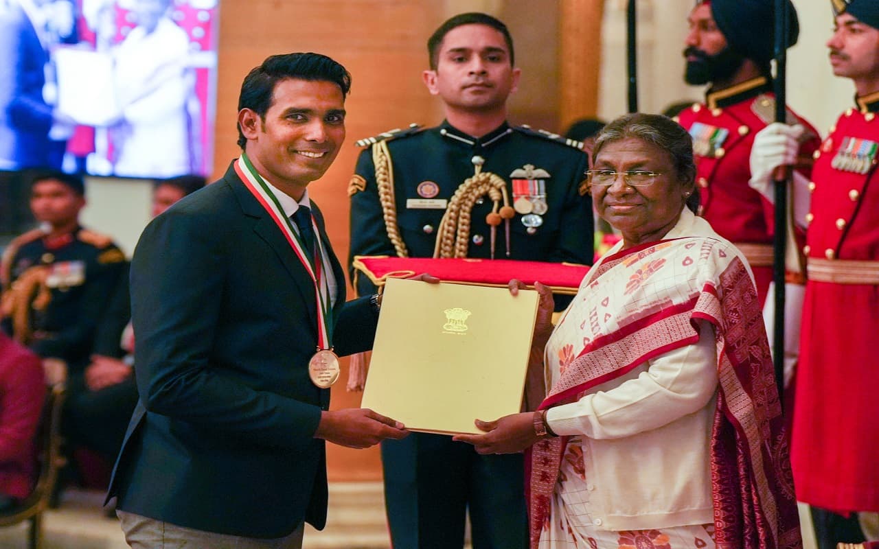 National Sports Awards: दिग्गज टेबल टेनिस खिलाड़ी शरत कमल खेल रत्न से सम्मानित, 25 को अर्जुन पुरस्कार