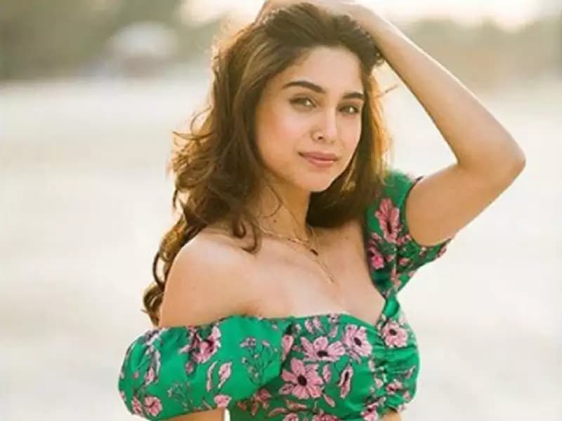 आमिर खान के बेटे जुनैद के साथ काम करेगी Sharvari Wagh! Bunty Aur Babli 2 से बटोर चुकी है सुर्खियां आमिर खान के बेटे जुनैद के साथ काम करेगी Sharvari Wagh! Bunty Aur Babli 2 से बटोर चुकी है सुर्खियां