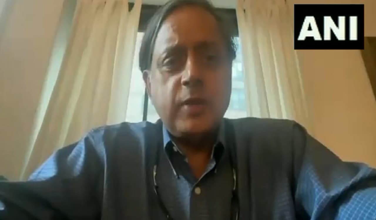 सुनंदा पुष्कर मौत मामले में शशि थरूर की बढ़ी मुश्किलें, दिल्ली पुलिस ने HC में दायर की याचिका