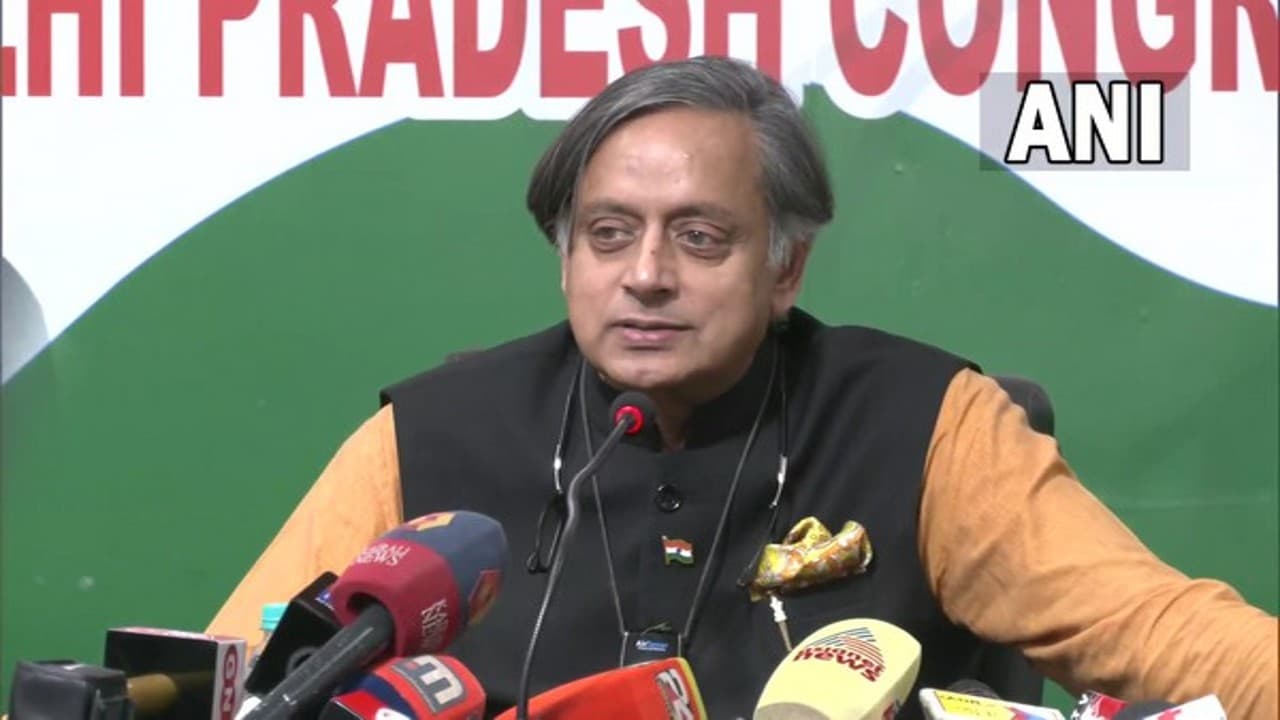 'पीसीसी में मल्लिकार्जुन खड़गे का स्वागत, मेरा नहीं', शशि थरूर ने कांग्रेस की संस्कृति पर उठाया सवाल