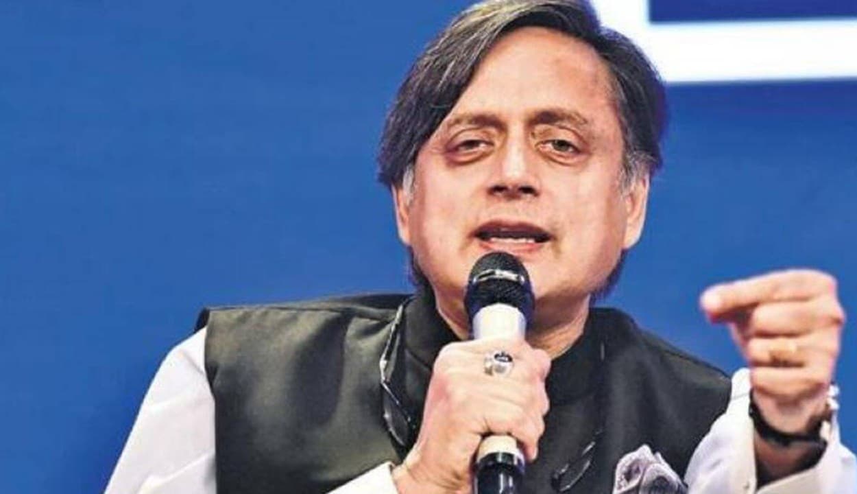 पेगासस मामले में गृह मंत्रालय के अधिकारियों से पूछताछ नहीं कर पाए शशि थरूर, कोरम के अभाव में बैठक हो गई स्थगित