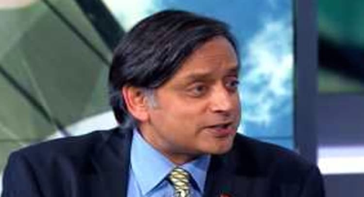 IND Vs PAK T20 World Cup 2021: खेल और राजनीति को अलग रखें, भारत-पाक क्रिकेट मैच पर बोले शशि थरूर