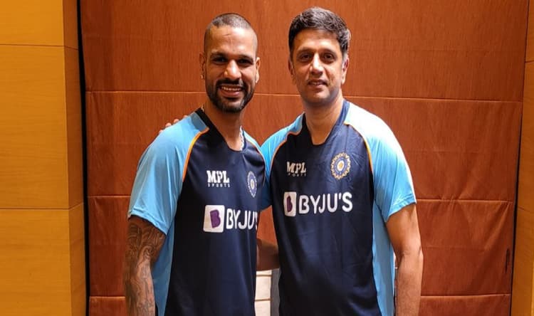 IND vs SL : श्रीलंका दौरे पर दिखेगा 'गब्बर' और 'द वॉल' की जोड़‍ी का धमाल, रवानगी से पहले धवन ने खिलाड़ियों में भरा जोश