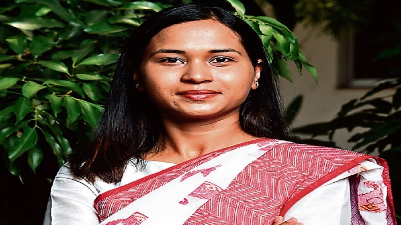 'अप्रासंगिक आदेश से खत्म हो गयी अल्पसंख्यक स्कूलों के 800 शिक्षकों की नौकरी' मुख्य सचिव से बोलीं मांडर विधायक