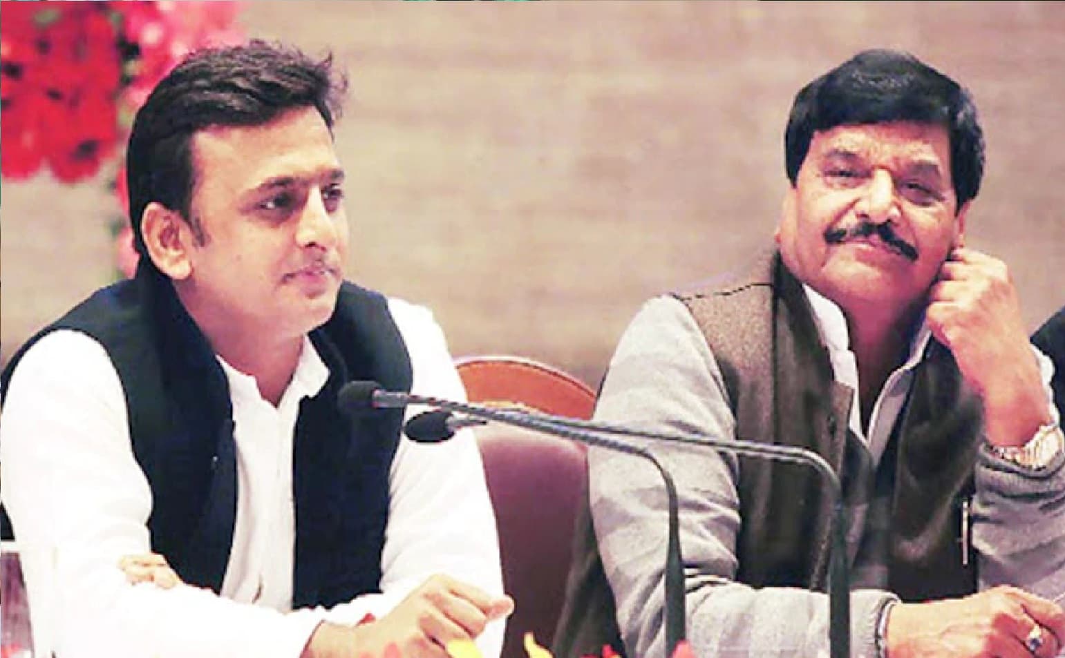 सपा और सहयोगी दलों की बैठक खत्म, नहीं पहुंचे शिवपाल सिंह यादव