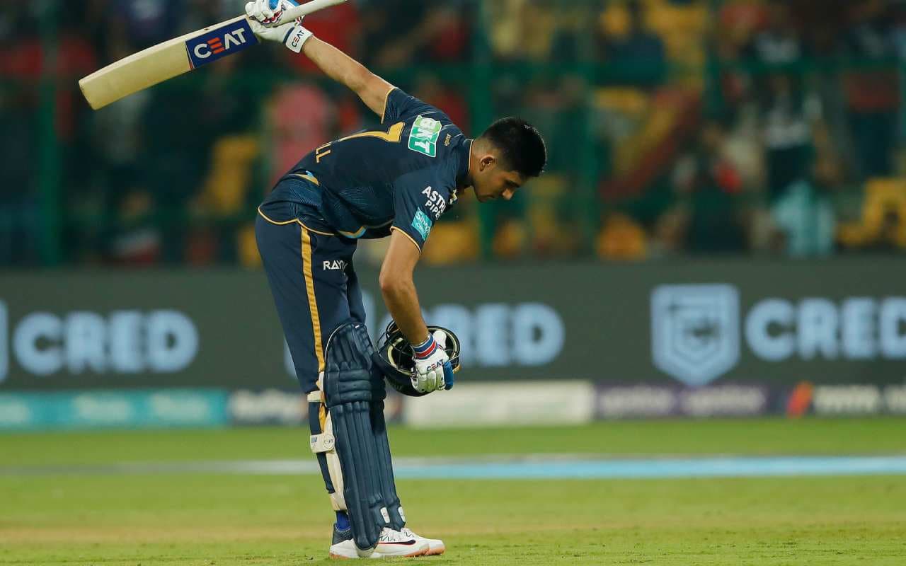 RCB की हार से बौखलाये ट्रोलर्स ने शुभमन गिल की बहन को किया ट्रोल, स्वाति मालीवाल ने दिया बड़ा बयान