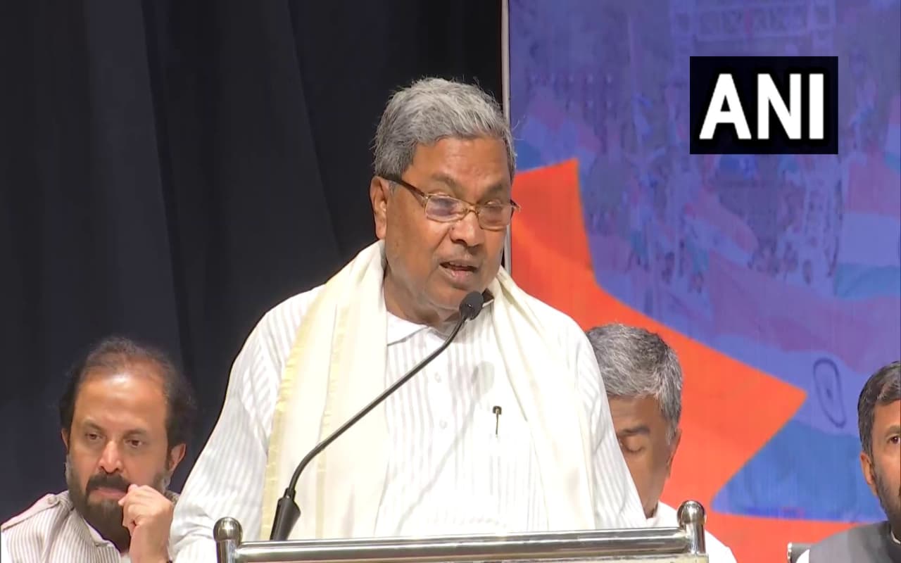 Karnataka: पीएम मोदी पर आतंकवाद को लेकर सिद्धारमैया ने साधा निशाना, राजीव गांधी की पुण्यतिथि पर कही यह बात