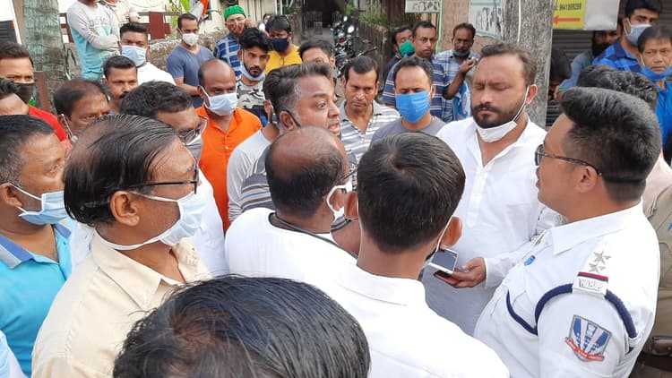 बंगाल चुनाव 2021 के पांचवें चरण में भी जारी रही हिंसा, मतदान केंद्र में बीजेपी के पोलिंग एजेंट की मौत