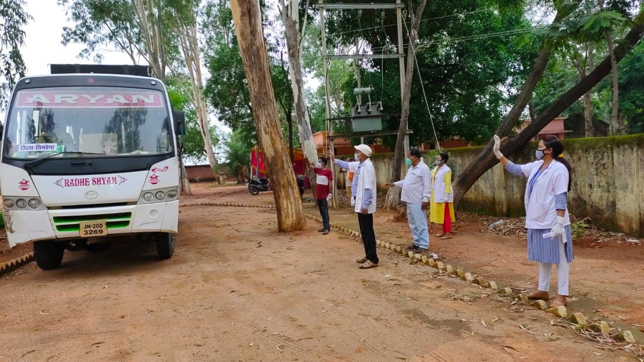 32 लोगों ने सिमडेगा में जीती कोरोना से जंग, होम कोरेंटिन में भेजे गये