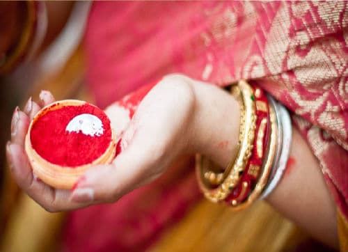 चूड़ी-सिंदूर नहीं लगाने का सीधा मतलब, पत्नी को मंजूर नहीं शादी... पढ़िए कोर्ट का पूरा फैसला