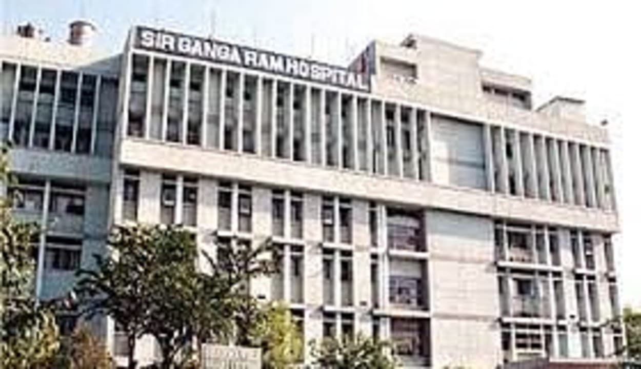 Oxygen Shortage : सर गंगाराम अस्पताल में 25 मरीजों की मौत, 60 की जान खतरे में, 2 घंटे तक की बची है ऑक्सीजन