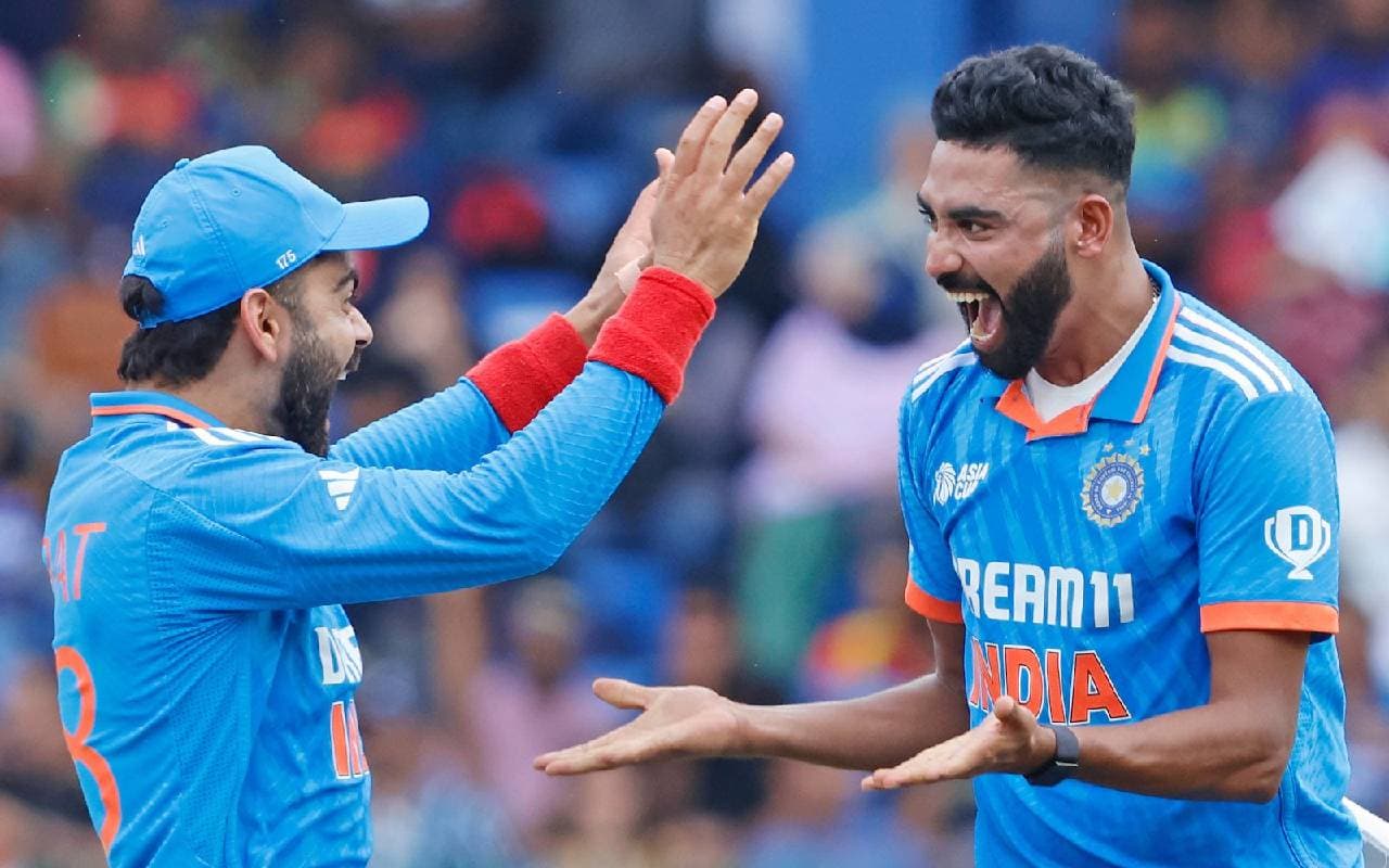IND vs AUS: दुनिया के नंबर 1 गेंदबाज मोहम्मद सिराज को पहले वनडे में क्यों नहीं मिली प्लेइंग XI में जगह IND vs AUS: दुनिया के नंबर 1 गेंदबाज मोहम्मद सिराज को पहले वनडे में क्यों नहीं मिली प्लेइंग XI में जगह