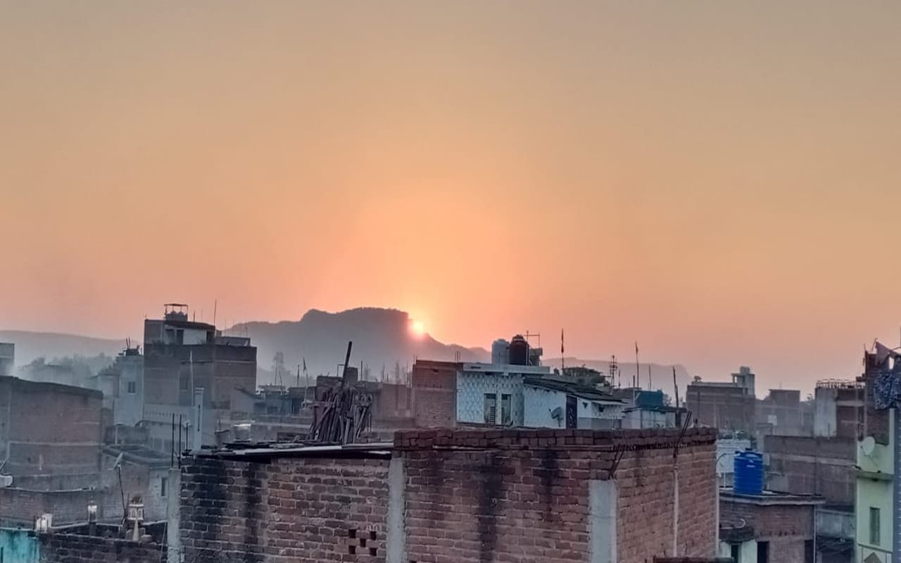 Solar Eclipse in Jharkhand: बड़कागांव में सूर्यग्रहण का नजारा, झारखंड के मंदिरों के कपाट रहे बंद