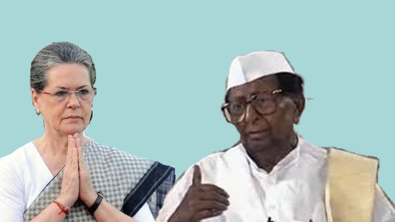 Explainer: 21 साल बाद कांग्रेस में होगा गैर-गांधी परिवार का अध्यक्ष, सीताराम केसरी से किया था बुरा बर्ताव