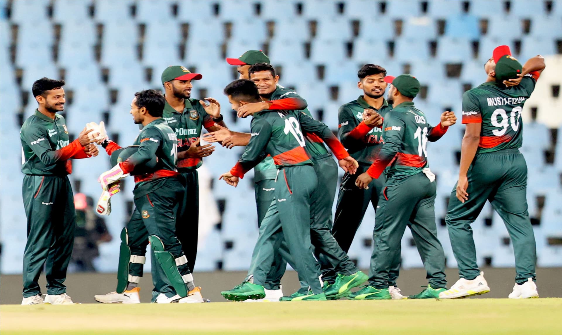 SA vs BAN: बांग्लादेश ने दक्षिण अफ्रीका को उसी की धरती पर हराकर रचा इतिहास, अनोखे तरीके से मनाया जश्न