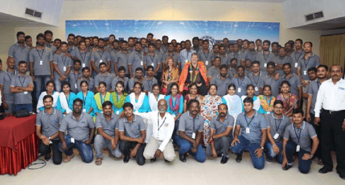 Salary Increment:स्टाफ की शादी पर यह कंपनी देती है स्पेशल वेडिंग गिफ्ट,साल में दो बार होता है इंक्रीमेंट