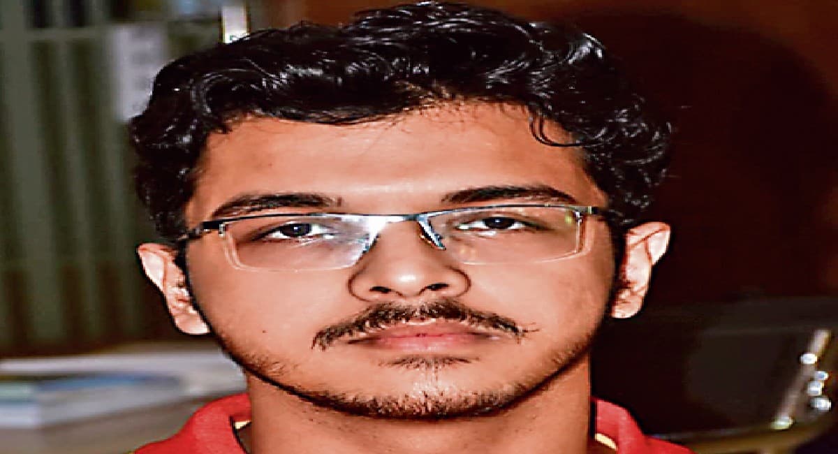 JEE Advance 2021 Result: राहुल झारखंड और रांची में पढ़े अष्मित गुवाहाटी जोन के बने टॉपर