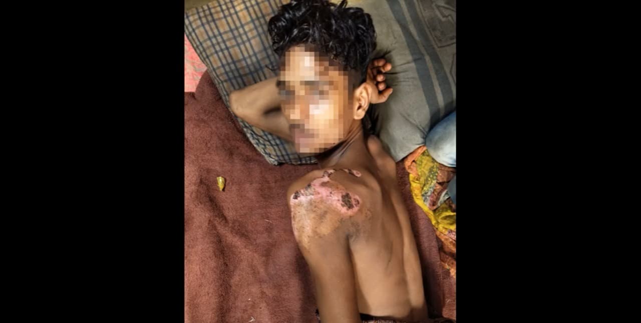 चलती गाड़ी पर 'शक्‍त‍िमान' बनने की ख्‍वाह‍िश ने चंद पलों में पहुंचाया खट‍िया पर, UP पुल‍िस ने किया Tweet