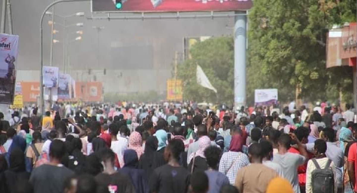 Sudan में सेना ने किया तख्तापलट : प्रधानमंत्री गिरफ्तार, सड़क पर उतरे लोग, अमेरिका ने लिया सख्‍त एक्शन