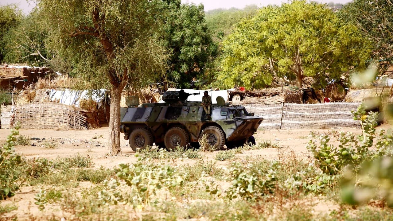 सूडान में कबायली संघर्ष में 24 की मौत, नाइजर में सैन्य प्रतिष्ठान पर बंदूकधारियों का हमला, 12 सैनिकों की मौत