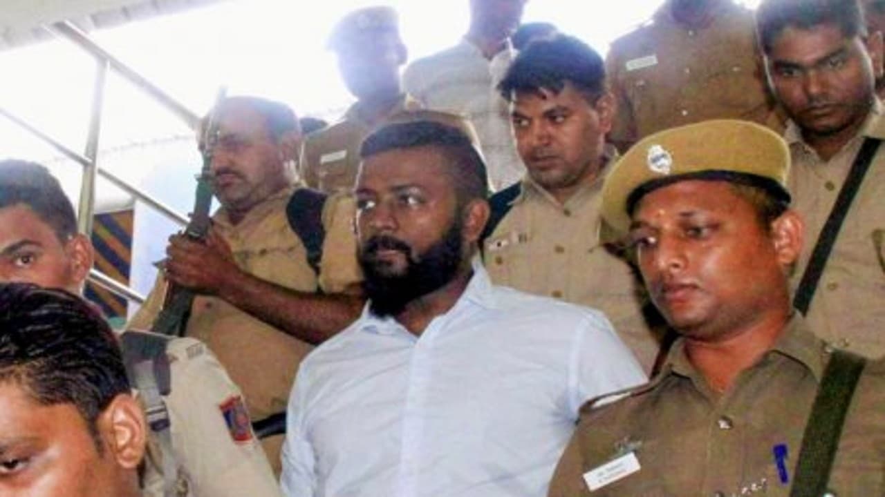 Money Laundering Case: सुकेश चंद्रशेखर को ईडी ने किया गिरफ्तार, 9 दिन की हिरासत में भेजा