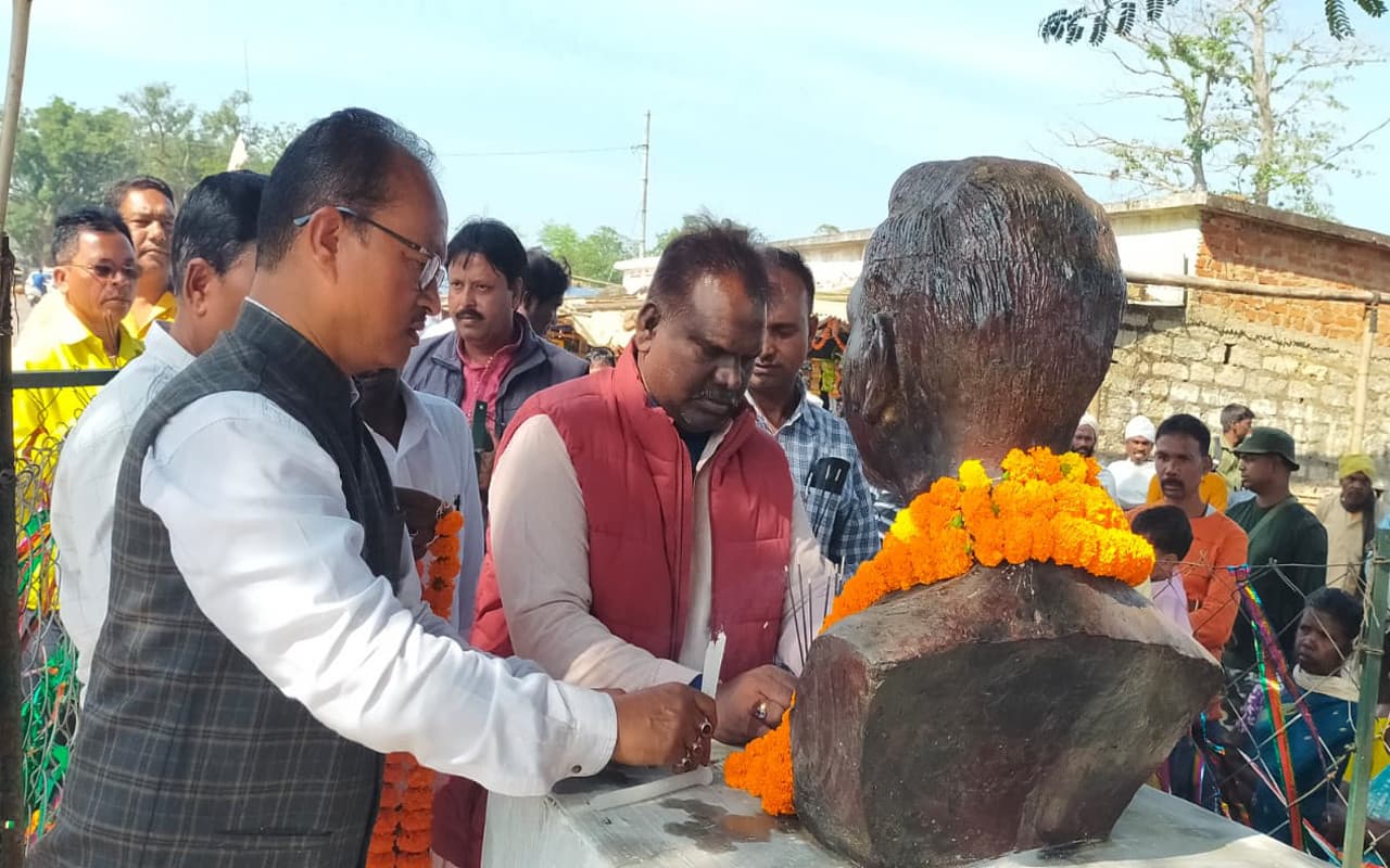 हेमंत सरकार में झारखंड आंदोलनकारी के परिजनों को मिलेगा सम्मान और अधिकार : विधायक सुखराम उरांव